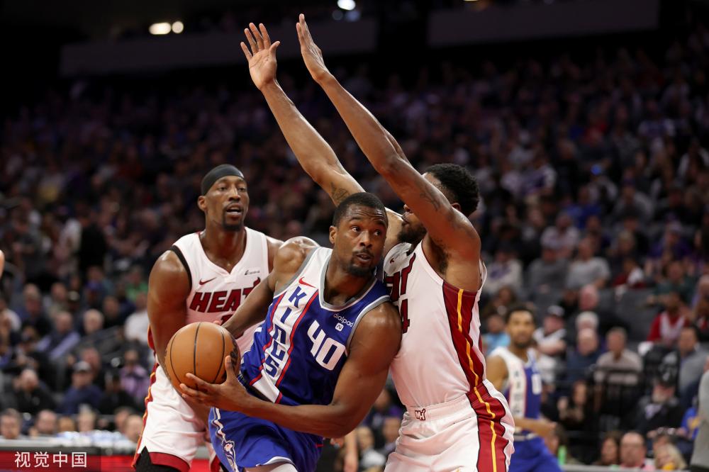 的压力极大 的压力极大