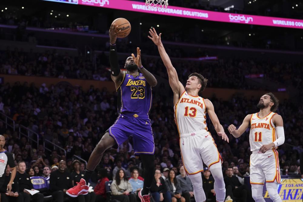 因伤病未能 因伤病未能