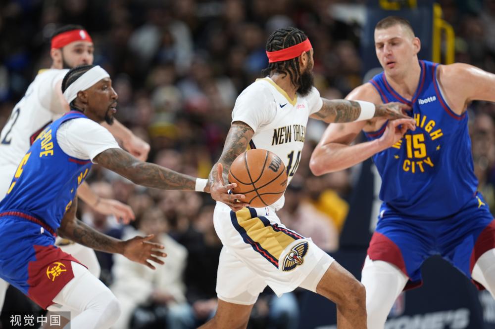 到中场球员 到中场球员